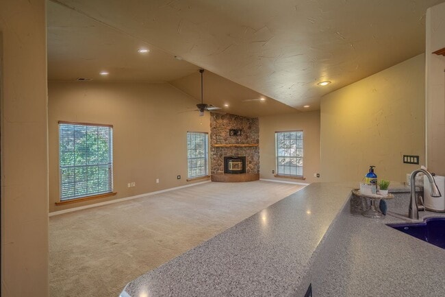 Building Photo - Spacious Single Level Four Bedroom Home In Gated Community