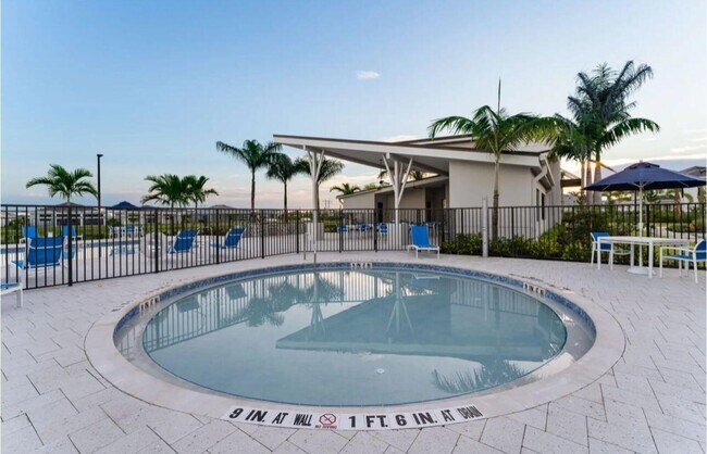 Building Photo - 10525 SW Orana Dr