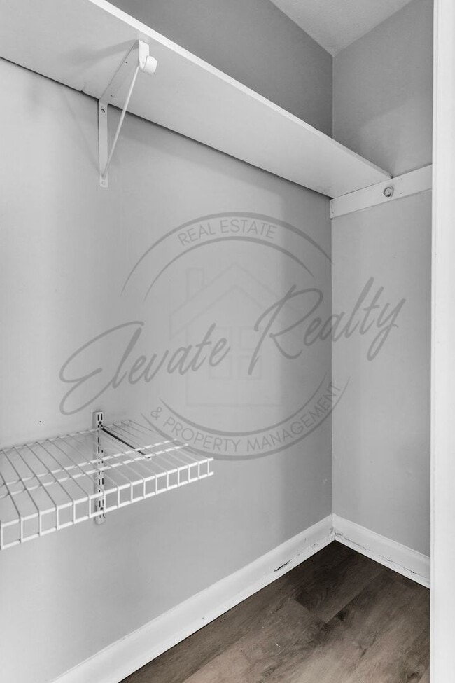 Building Photo - On Special: Two Bedroom Ranch Duplex in North Gallatin!