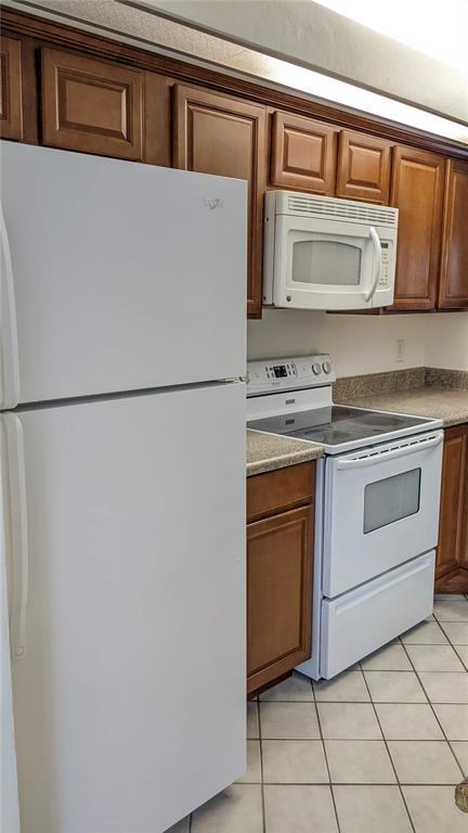 Building Photo - 2912 S Semoran Blvd