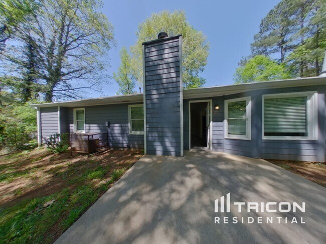 Building Photo - 125 Heritage Way