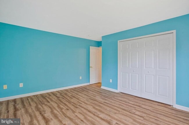 Building Photo - 9112 Granite Ct