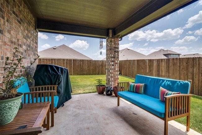 Building Photo - 120 Whitetail Wy