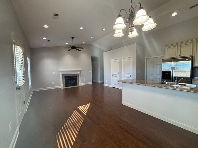 Building Photo - Coming Soon! Stunning 3 bedroom/2 Bath Home in Gray, $2200