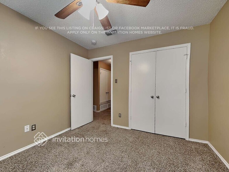 Building Photo - 2127 Chapel Downs Dr