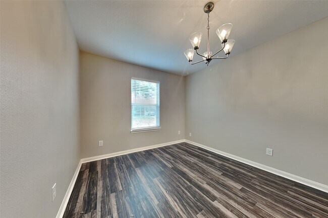 Building Photo - 10208 Red Fern Ct