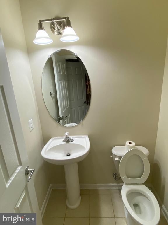 Building Photo - 11648 Leesborough Cir