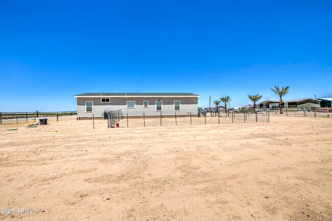 Building Photo - 4057 SOLAR St
