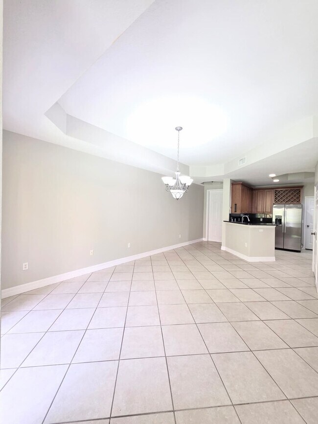 Building Photo - 9822 Quinta Artesa Way
