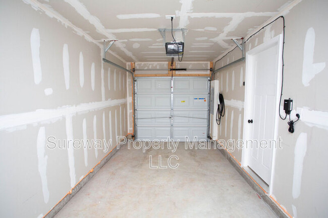 Building Photo - 257 Freedom Wy