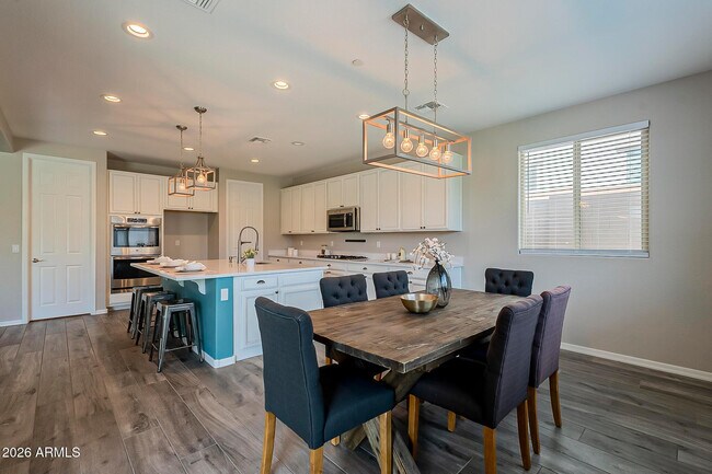 Building Photo - 11628 W Andrew Ln