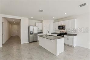 Building Photo - 894 Sand Sea Pl