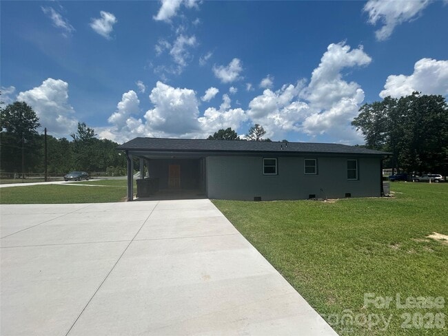 Building Photo - 5006 Myers Rd