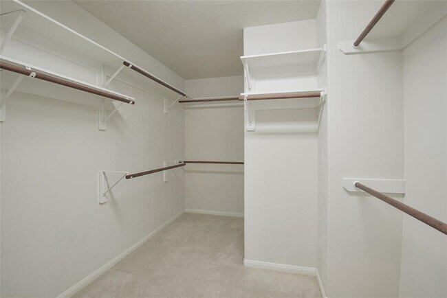 Building Photo - 20702 Arbor Bend Ct