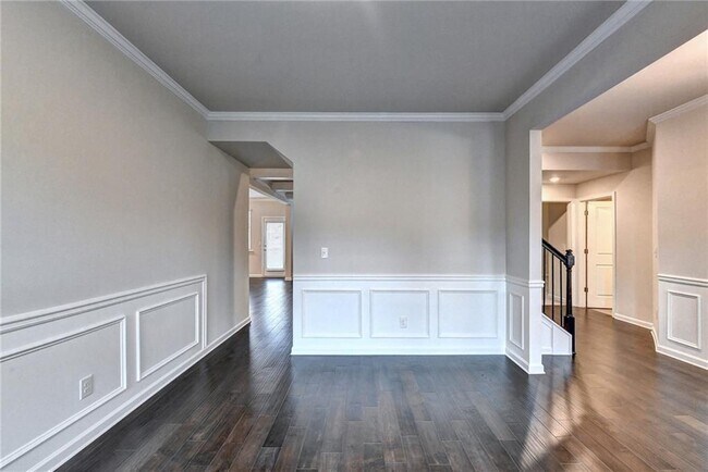 Building Photo - 354 Paxton LN
