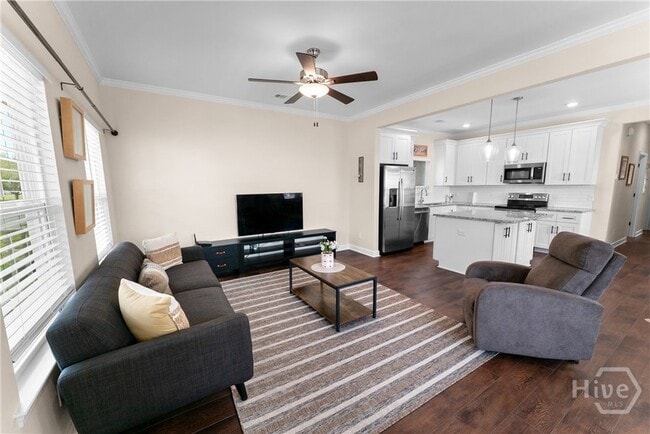 Building Photo - 1403 E Anderson St