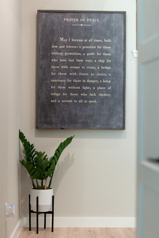 Building Photo - 10332 Rainbow Cove Ln