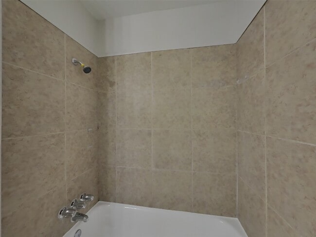 Building Photo - 411 E Carby Rd