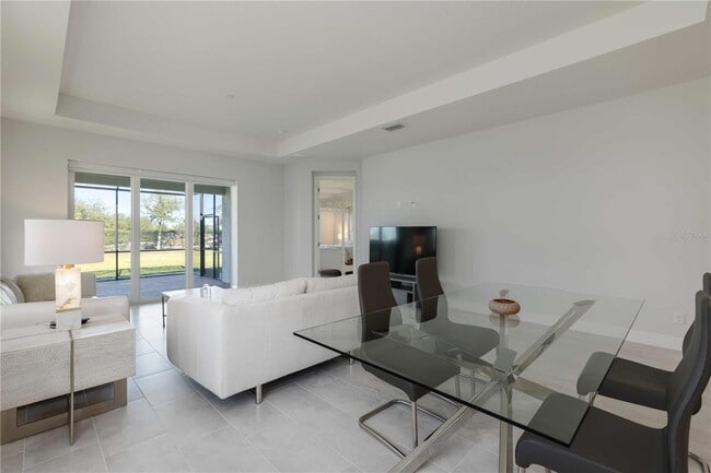 Building Photo - 223 O'keeffe Cir