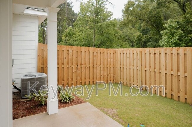 Building Photo - 4512 Chestnut Trl