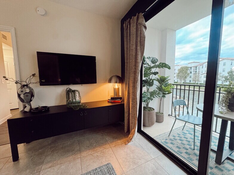 Building Photo - 4351 NW 114th Path