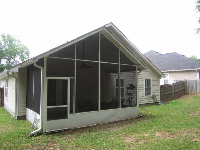 Backyard - 1015 Burning Tree Way