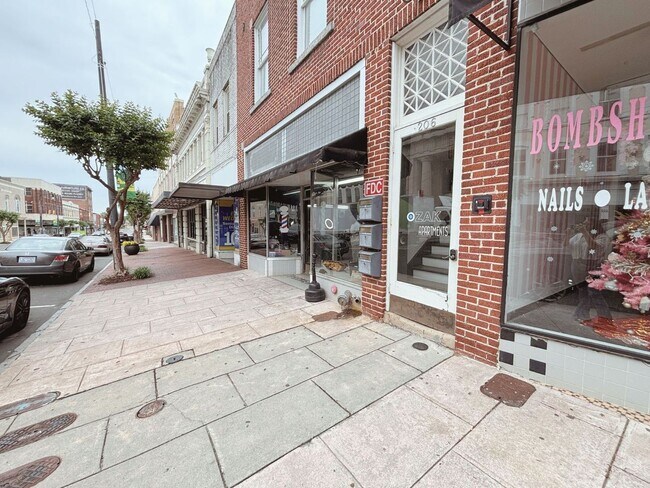 Building Photo - Garnett Street Apartments