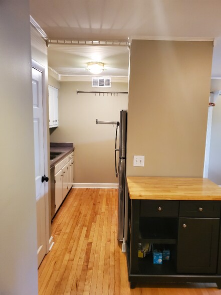 Building Photo - 2929 Selena Dr