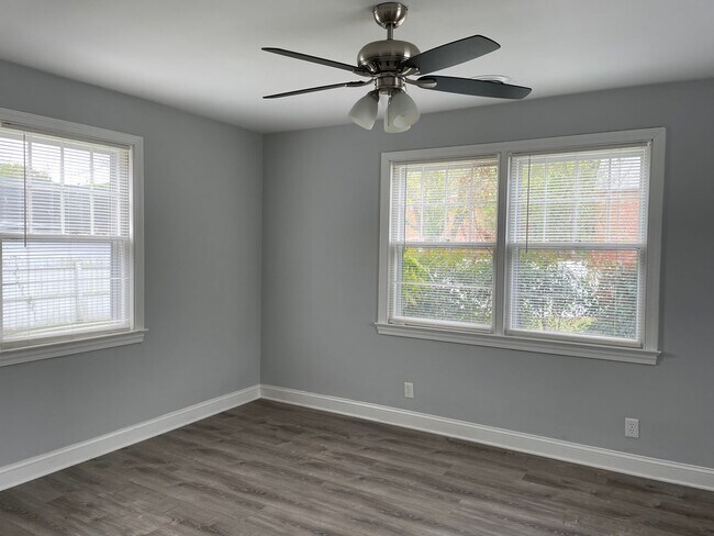 Building Photo - 127 Eggleston Ave