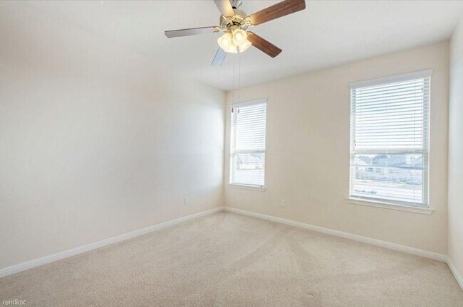 Building Photo - 1401 Little Elm Trail