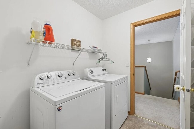 Building Photo - 14649 Peridot Ter