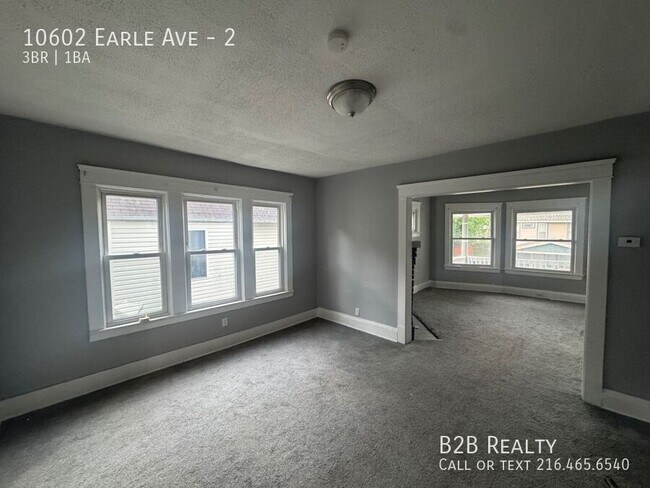 Building Photo - 10602 Earle Ave