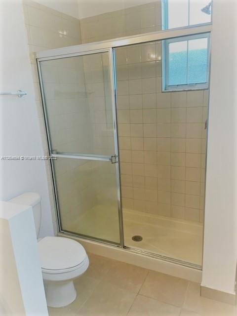 Building Photo - 1229 SW 147th Ave