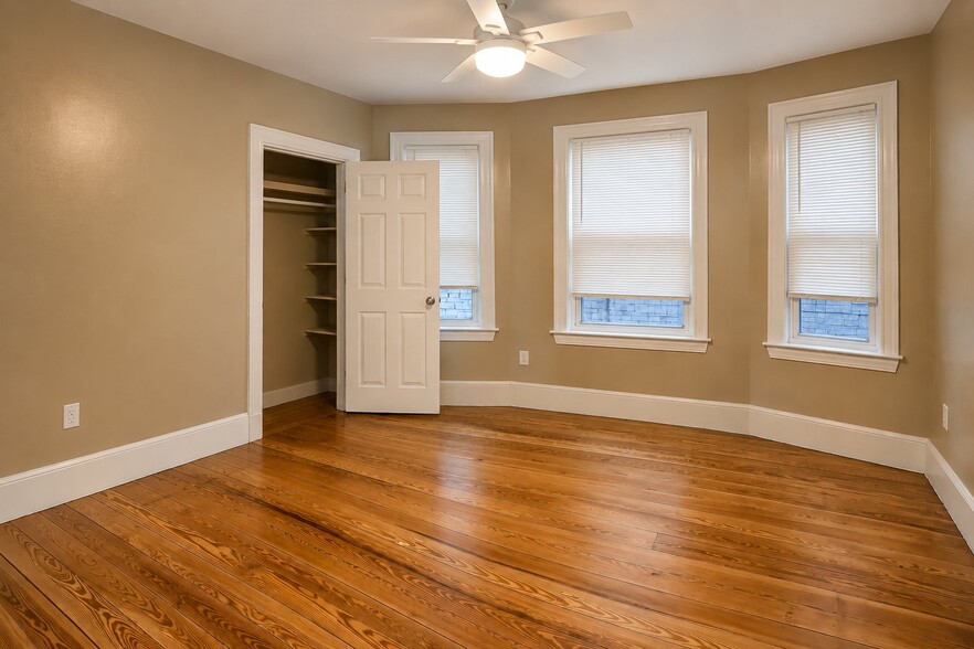 Building Photo - 36 Termine Ave