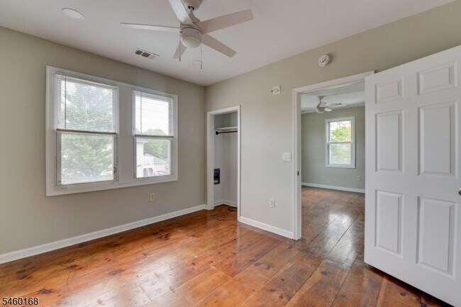 Building Photo - 410 Talmadge Avenue