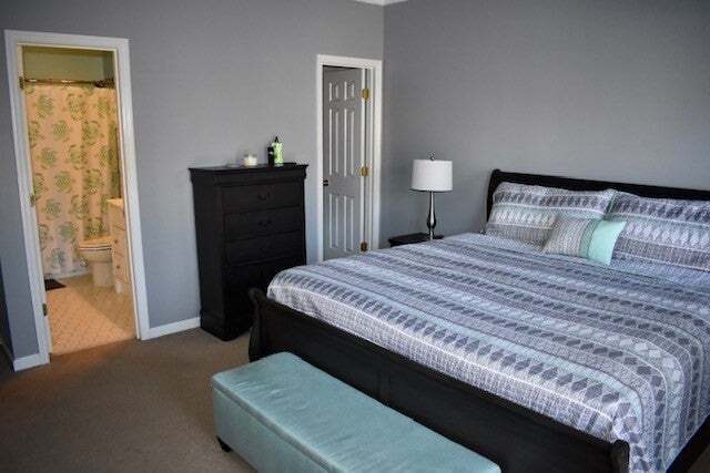 Building Photo - 2004 Townvue Ct