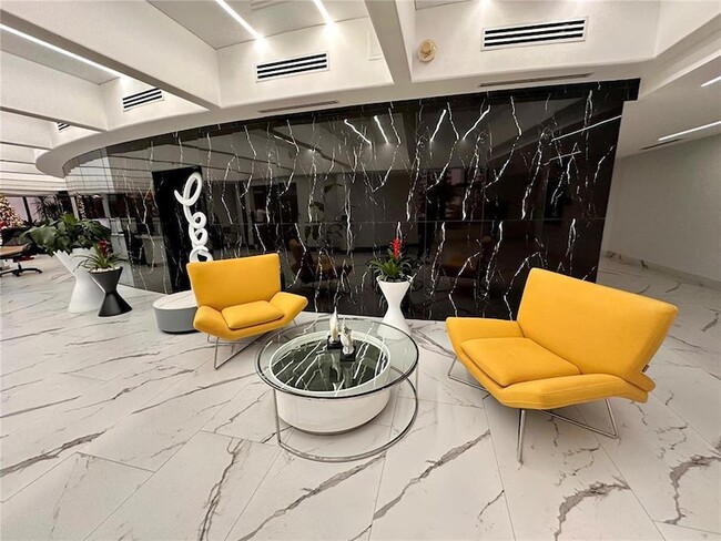 Building Photo - 1880 S Ocean Dr