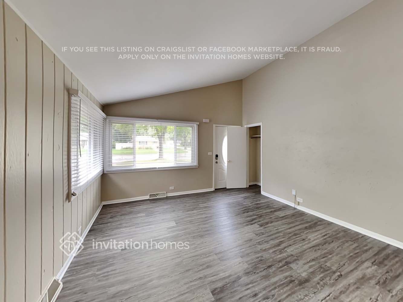 Building Photo - 513 N Addison Rd
