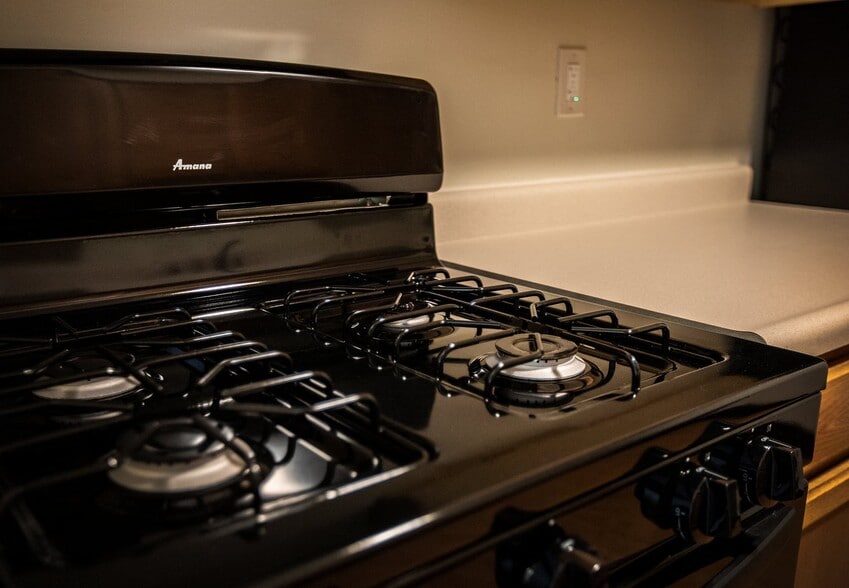 White Oak Village: Apartments - White Oak Village