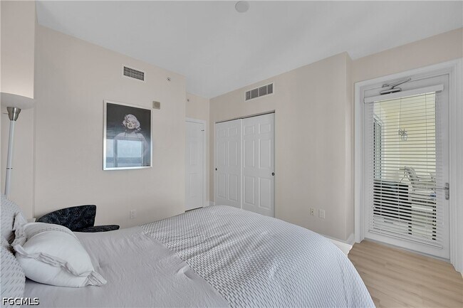 Building Photo - 2743 First St