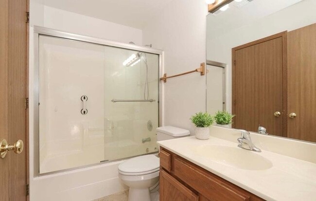 Building Photo - 437 Village Creek Dr