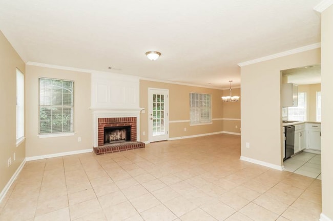Building Photo - 692 Coventry Dr