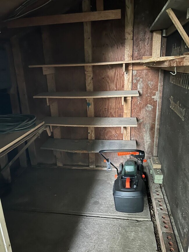 Building Photo - 1319/1321 S. State St.