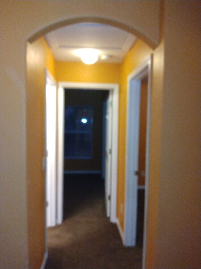 Building Photo - 14059 Sullivan St