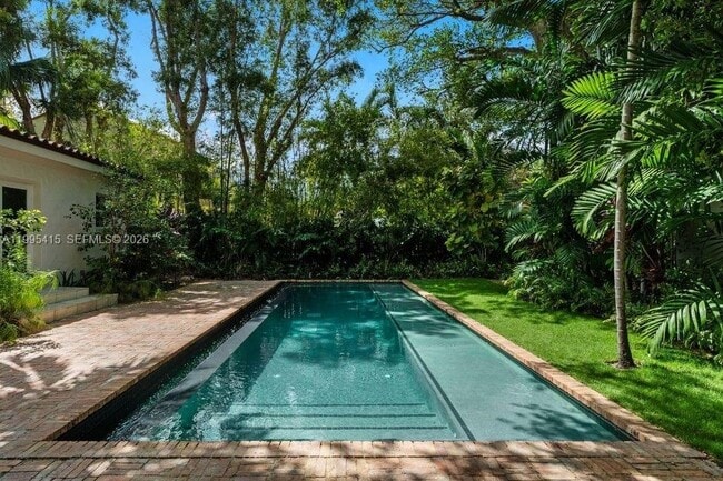 Building Photo - 5812 Alton Rd