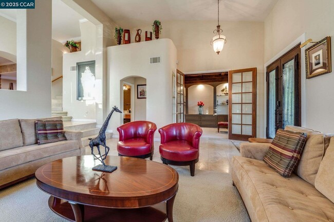 Building Photo - 1105 Peacock Creek Dr