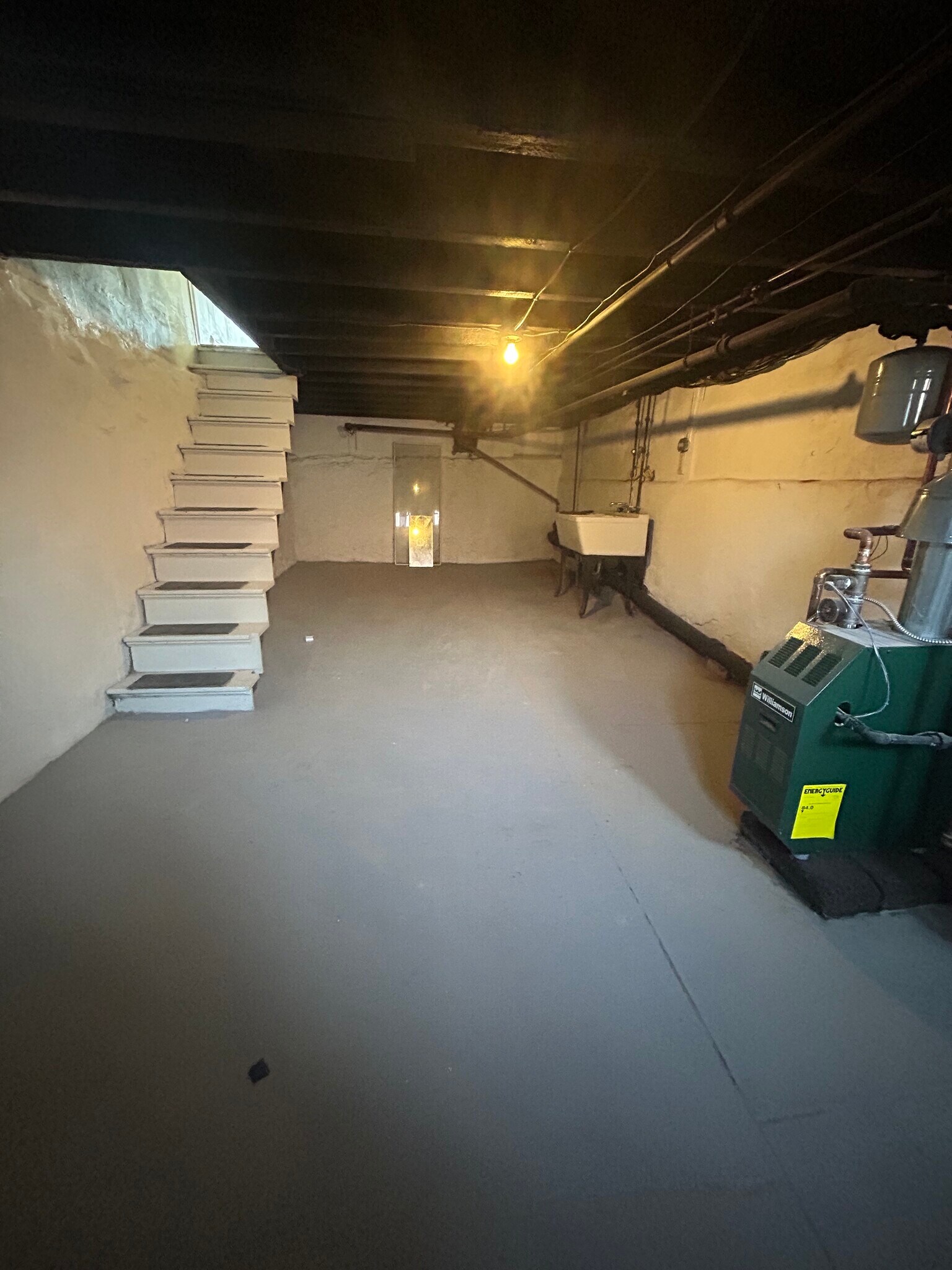 Basement - 2537 E Norris St
