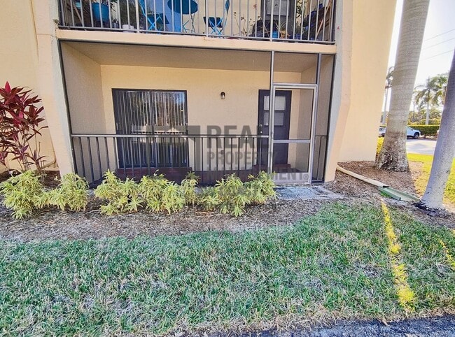 Building Photo - 12471 McGregor Blvd