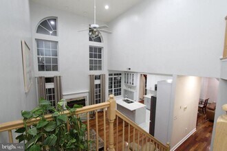Building Photo - 90 Marion Dr