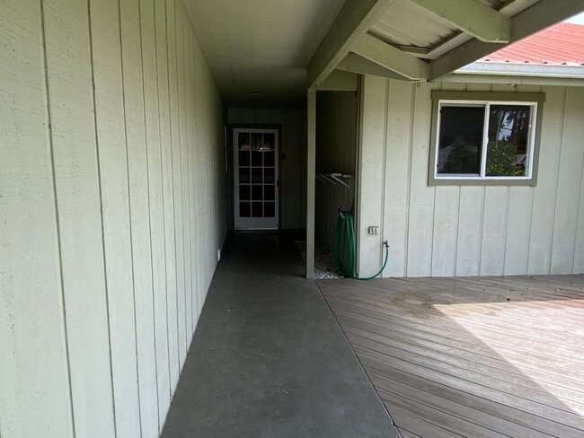 Building Photo - Charming 2-Bedroom 2-Bath plus Bonus Room Home for Rent in Waimea